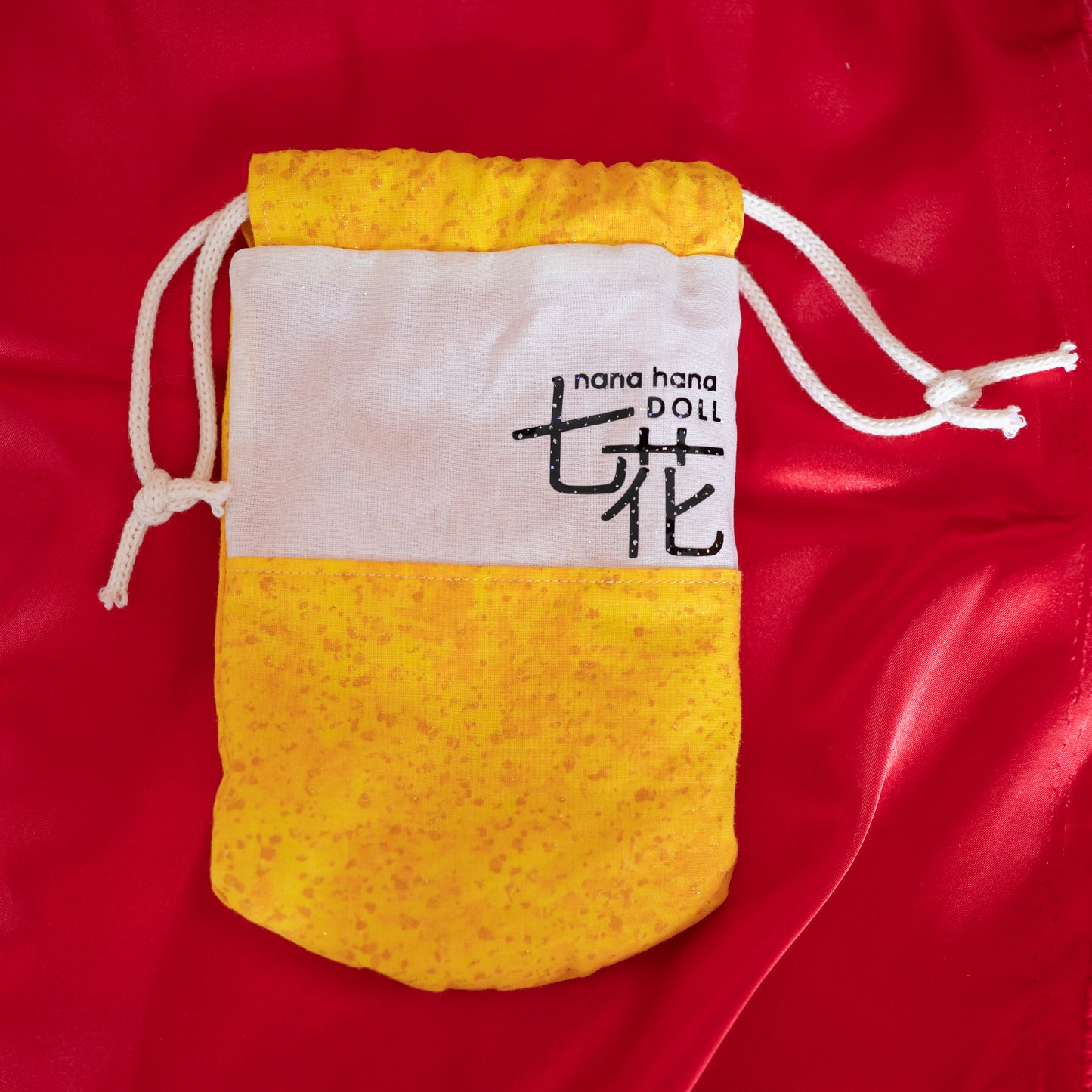 Fabric pouch [12 x 18cm]