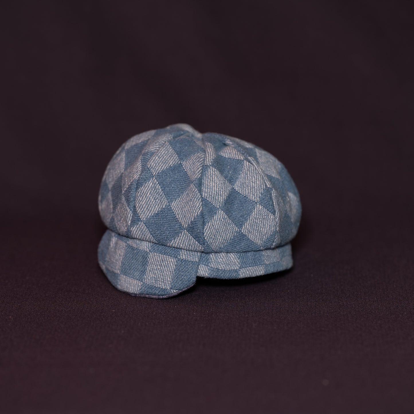 Checked denim newsboy hat [Navy blue and white stripes]